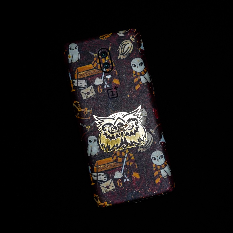 Mail Owl - Golden Concept