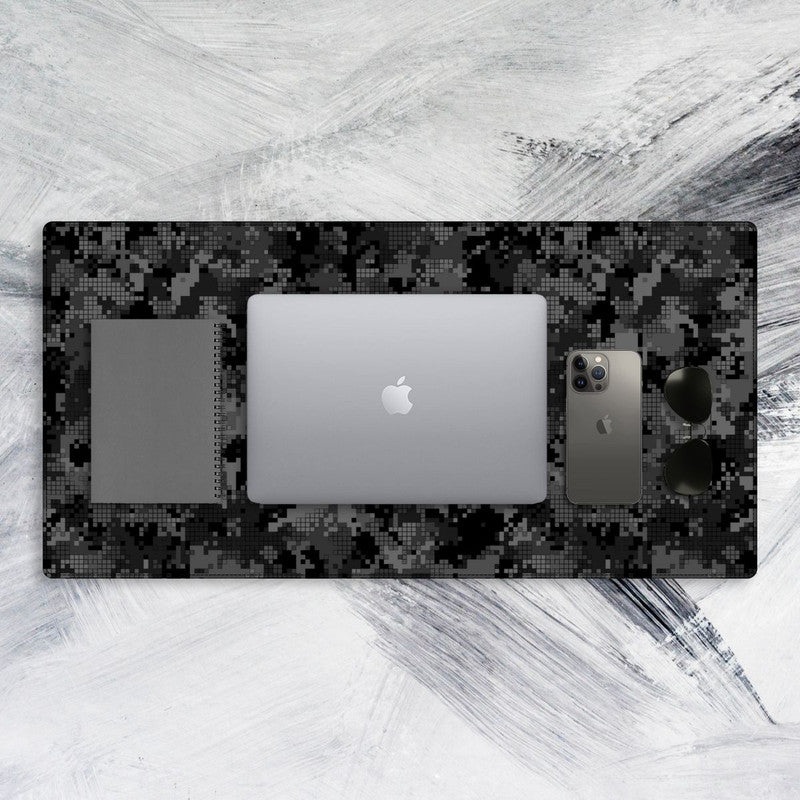 Black Pop Tech Mat