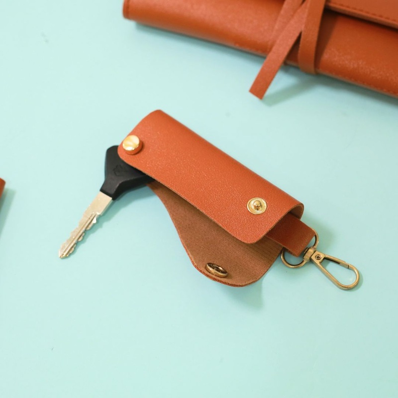 Leather Key Organizer - 4cm x 10cm x 4cm