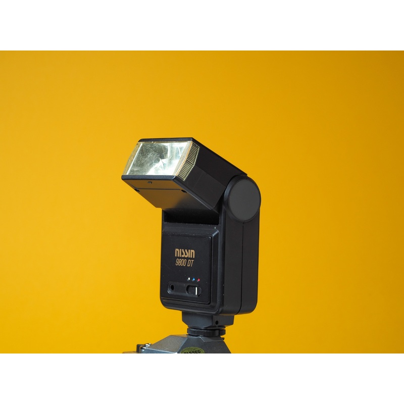 Nissin 9800 DT Flash